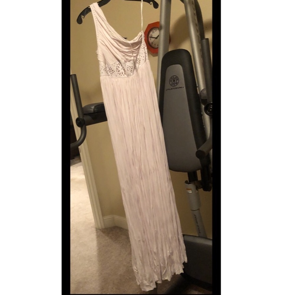 BEBE MAXI DRESS